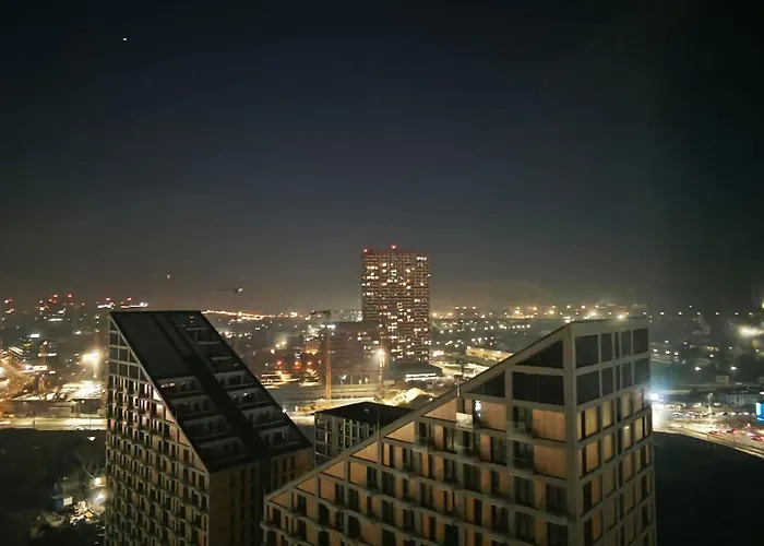 アパート Sky Park Adam&eve - Free Parking - Amazing View ブラチスラヴァ